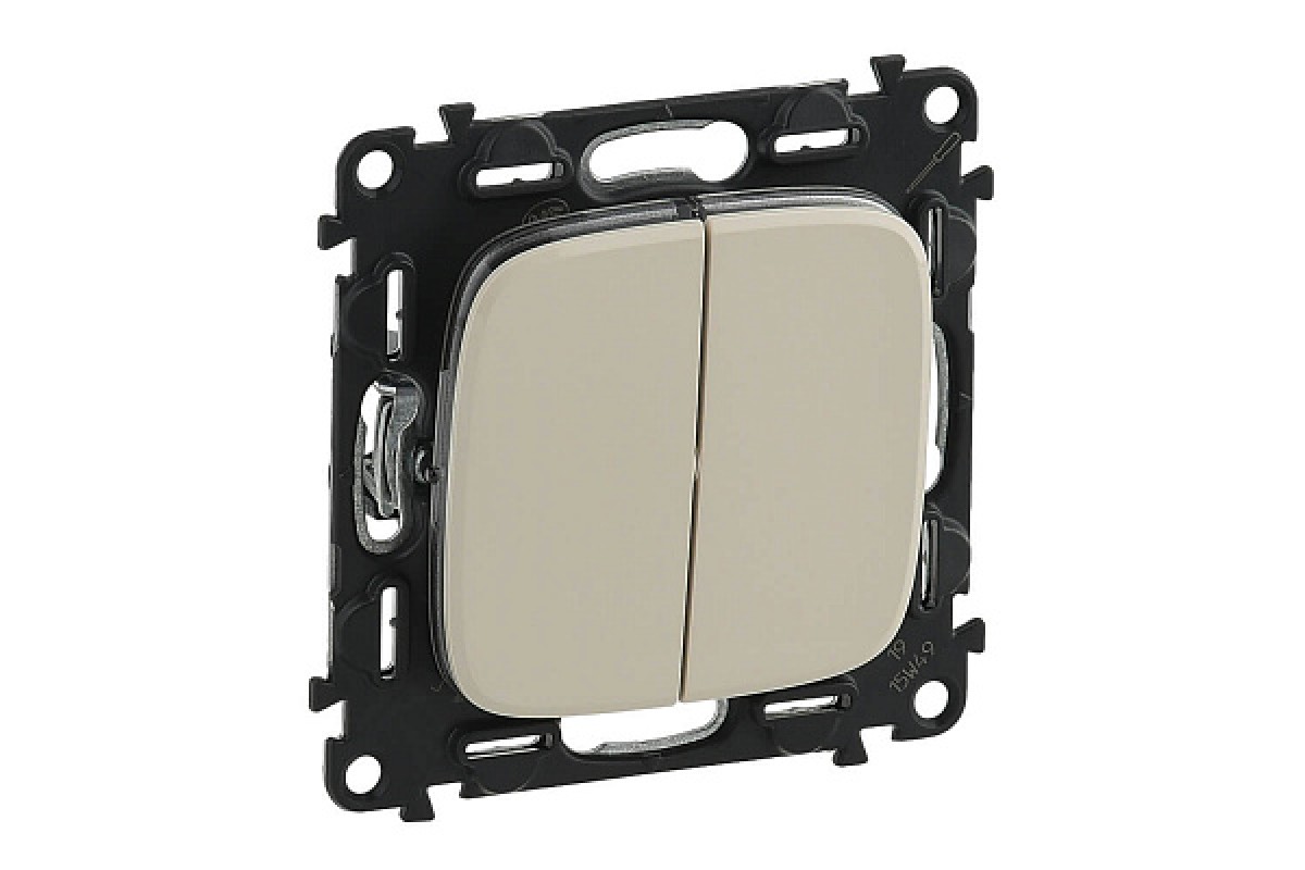 752805 LEGRAND VALENA ALLURE 10A 220V