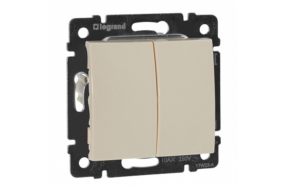 774305 LEGRAND VALENA 10A 220V