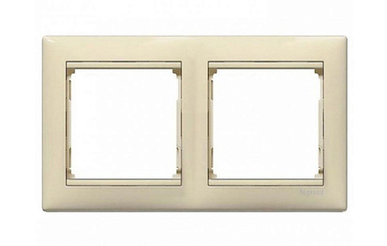 774352 LEGRAND VALENA