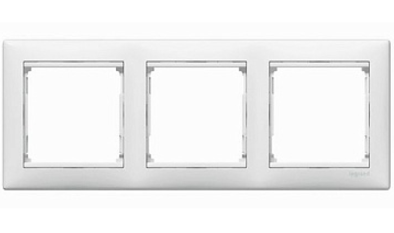 774453 LEGRAND VALENA