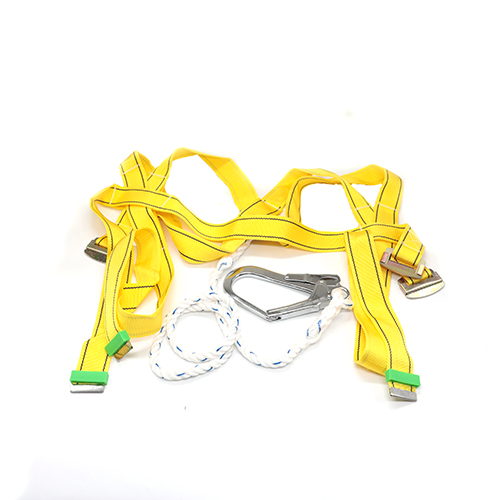 TƏHLÜKƏSİZLİK KƏMƏRİ